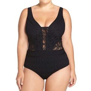 NWT Becca Women’s Plus Size Crochet Black one piece swimsuit